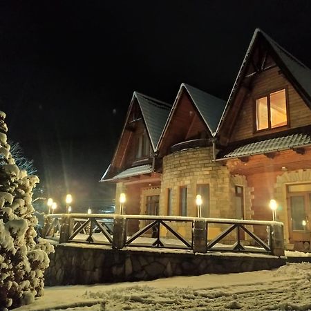 Садиба Коренюки Татарив Екстериор снимка